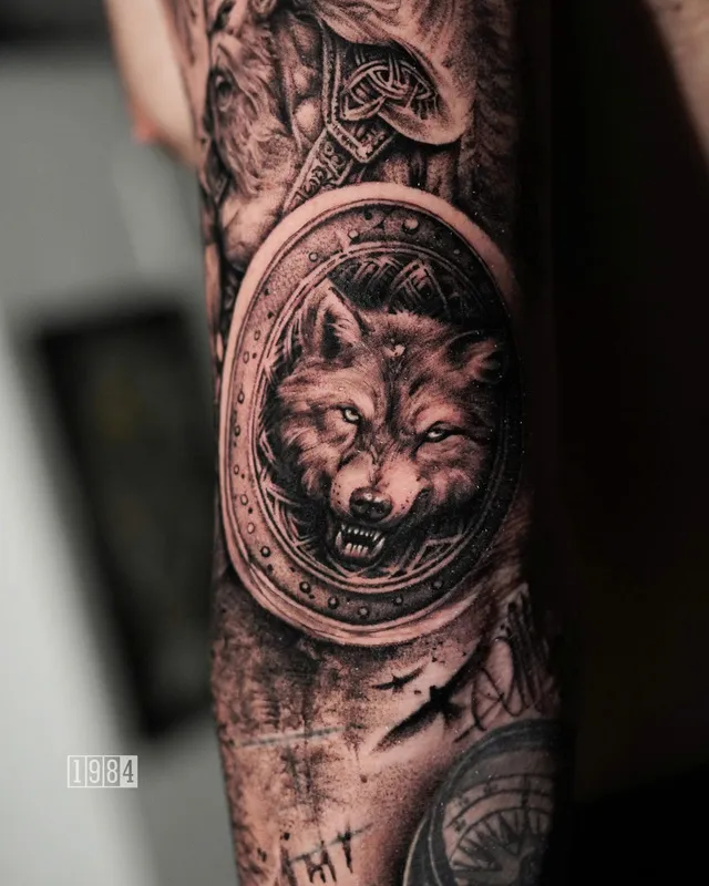 1984 studio - Blackwork- Irish Mythology - Full Hand