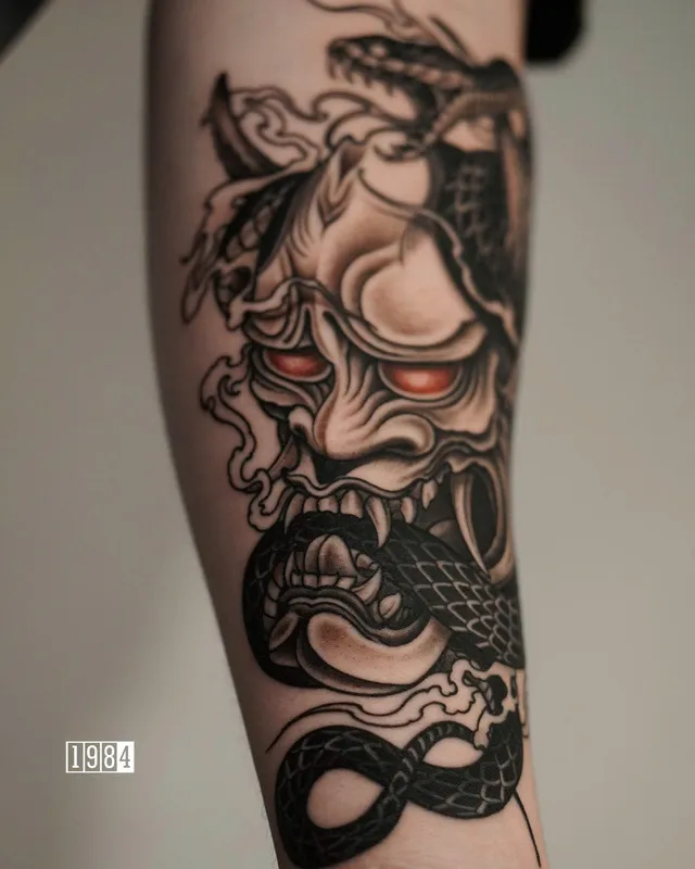 1984 studio - Blackwork - Hand
