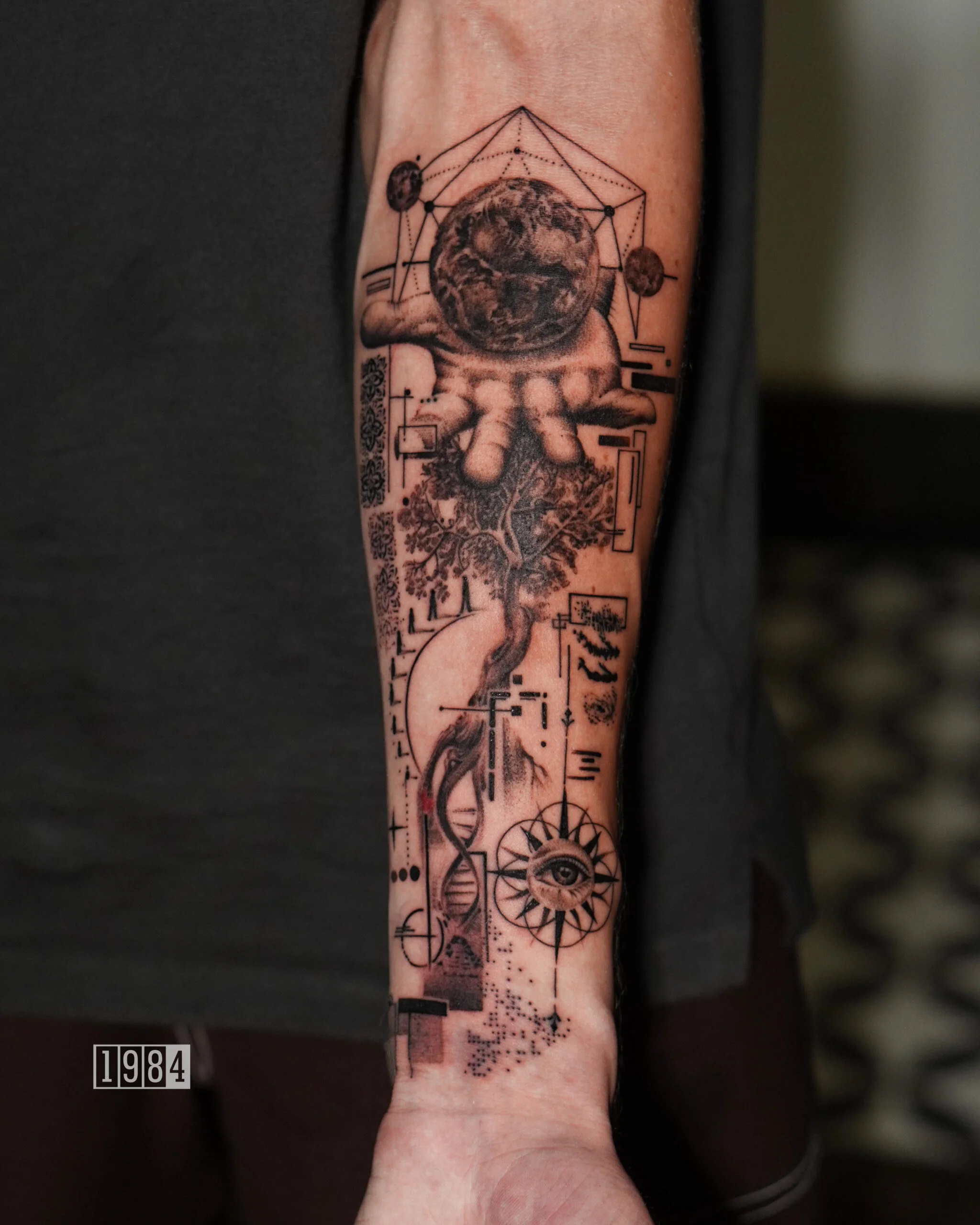 1984 Studio - Graphic - Fore arm