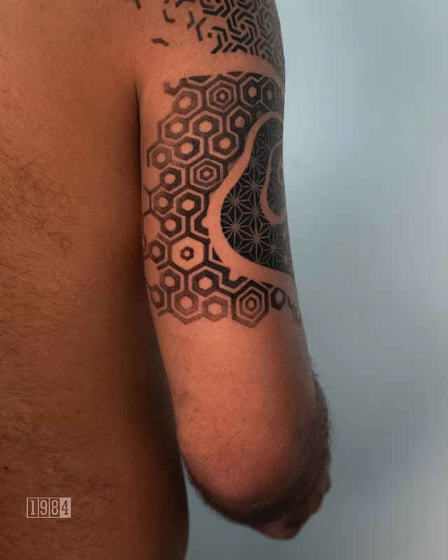 1984 Studio - Blackwork - Mandala - Arm