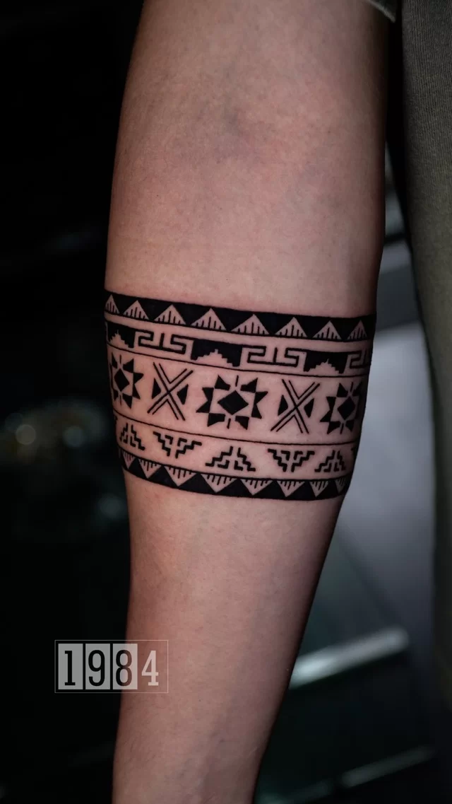 1984 Studio - Maori - Arm