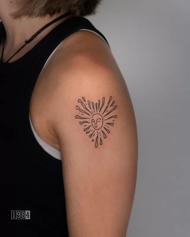 1984 Studio - Minimalistic - Blackwork - Minimalistic - Shouder
