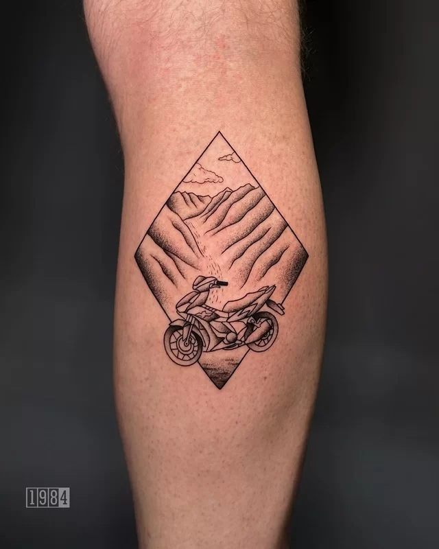 1984 Studio - Blackwork - VN lanscape - Arm