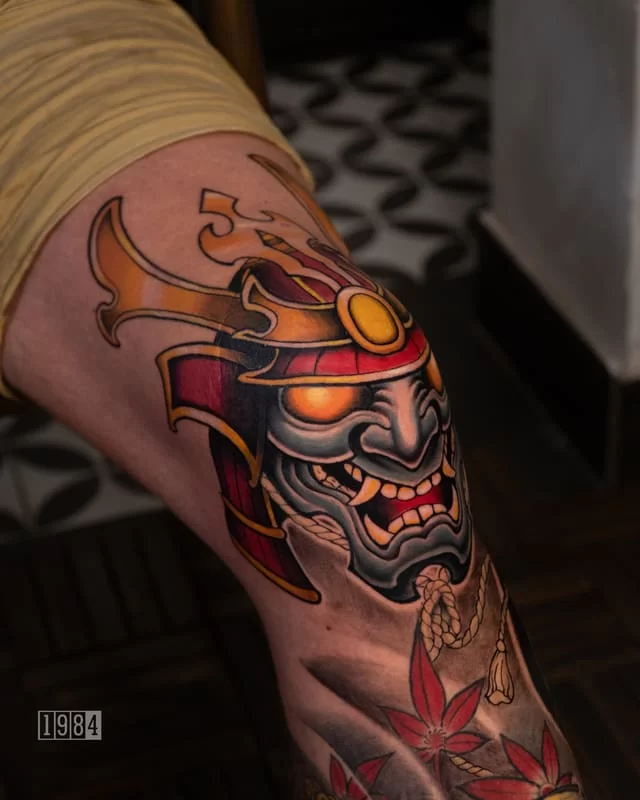 1984 Studio - Colors - Hanya - Knee