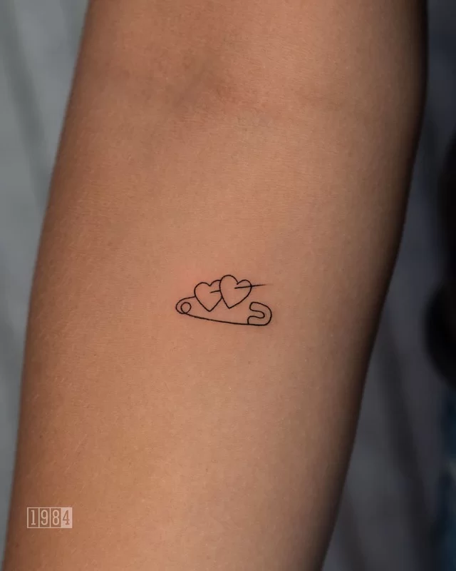 1984 Studio - Blackwork - Minimalistic - Arm