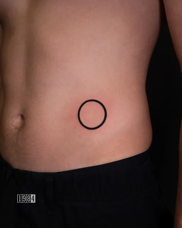 1984 Studio - Linework - Circle - Hip