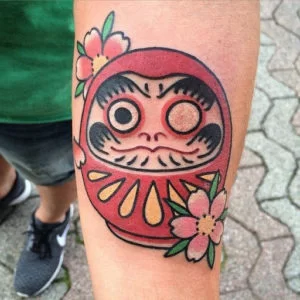 Daruma tattoos – the perfect tattoo for japanese art lovers