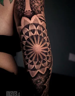 1984 Studio - Mandala
