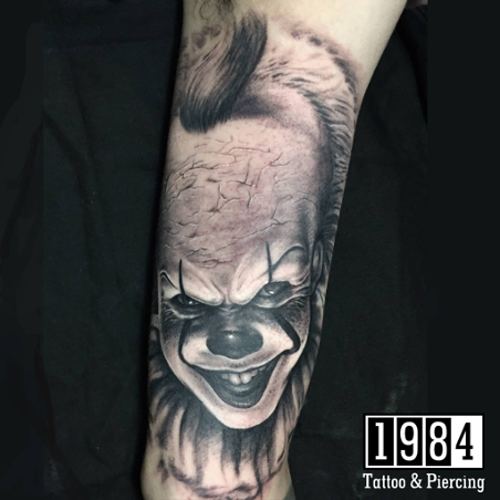 Painted Temple  Tattoos  Black and Gray  Quade Dahlstrom Pennywise