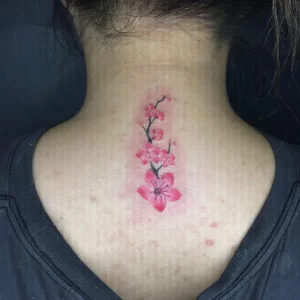 hình xăm trên lưng