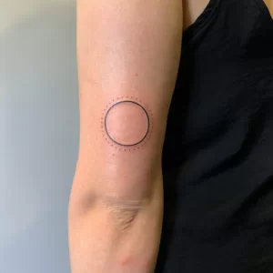 hình xăm trên lưng