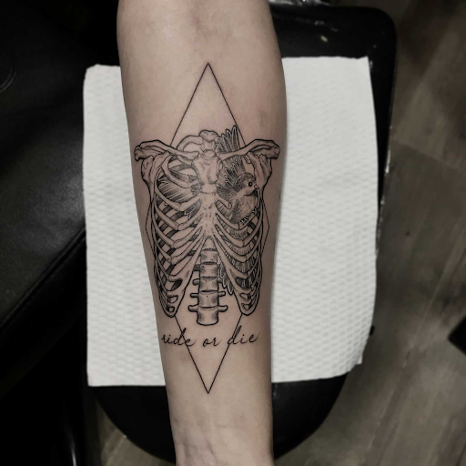 Blackwork Tattoos A Complete Guide With 85 Images  AuthorityTattoo