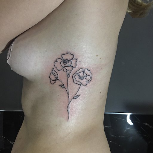 HANDPOKEDWhen your bestie is your sweet pea matching tats for  EmmyElizabeth    handpoke handpoked handpoketattoo  Instagram