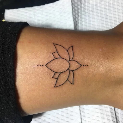 1984 Studio - Tattoo & Piercing