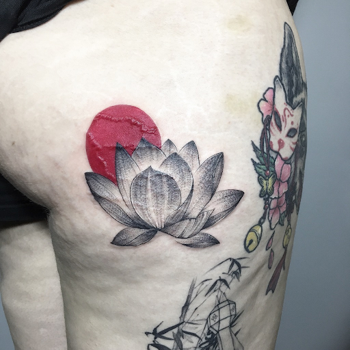 Getting to know the lotus flower tattoo meaning