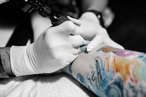 Into the best hanoi tattoo studio: 1984 tattoo & piercing studios
