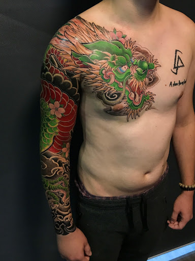 Gigi Hadid Inspired Some Dragon Tattoo Tips  Lëkura