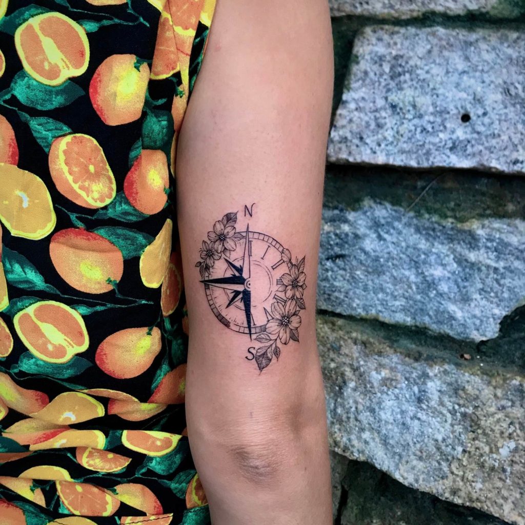 Compass Tattoo To Give You Direction Guide For 2023  Tattoo Stylist