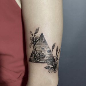 floral armband tattoo
