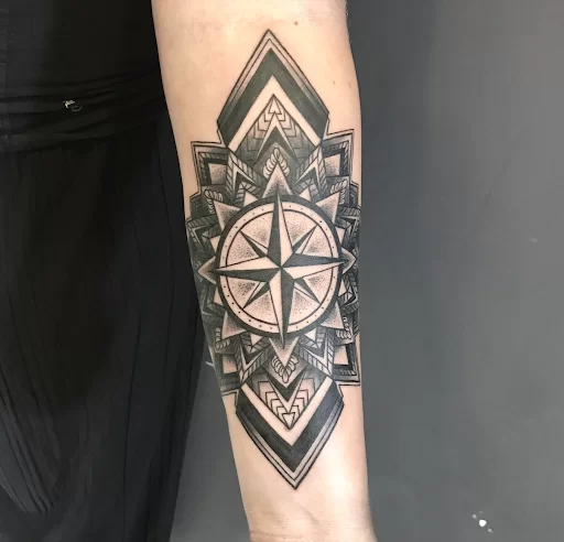 1984 Studio - Tattoo & Piercing