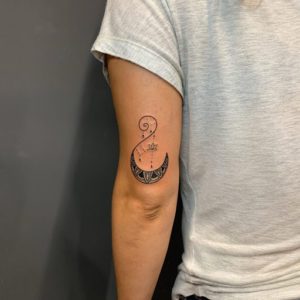 Wrist Tattoos for Men | Wrist tattoos for guys, Small tattoo designs, Cool  small tattoos