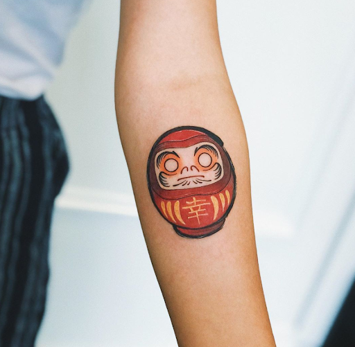 Daruma tattoos – the perfect tattoo for japanese art lovers