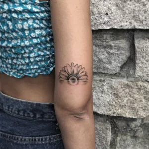 hình xăm hoa hướng dương