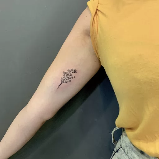 Cỏ dại thể hiện sự thanh tao và sức sống mãnh liệt