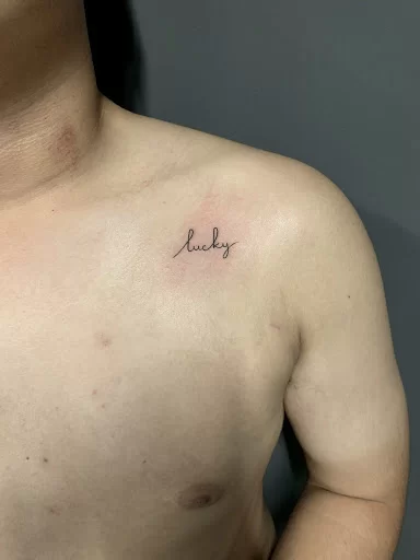 Hình xăm mini chữ