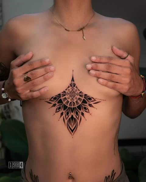 Blackwork - Mandala - Chest